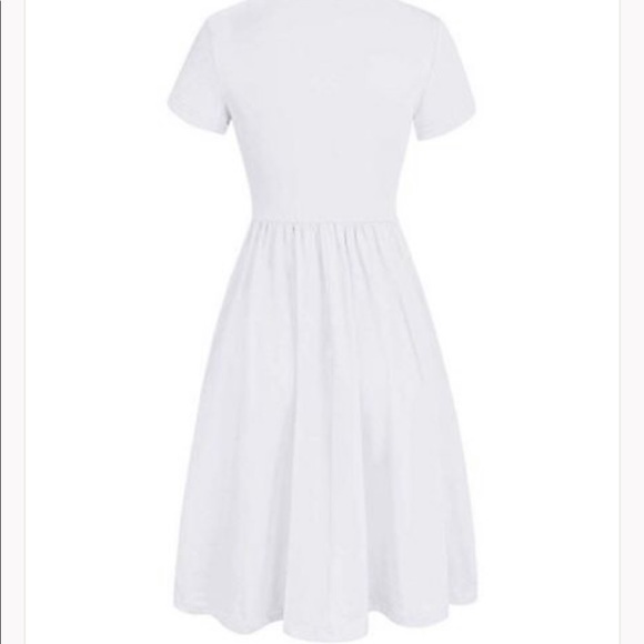 NEW OUGES Women’s V Neck Button Down Dress & Pockets Sz M - Picture 3 of 8